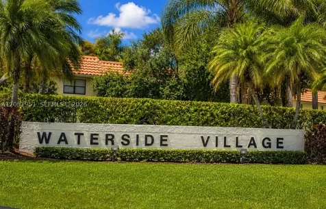 15701 W Waterside Circle Sunrise FL 33326