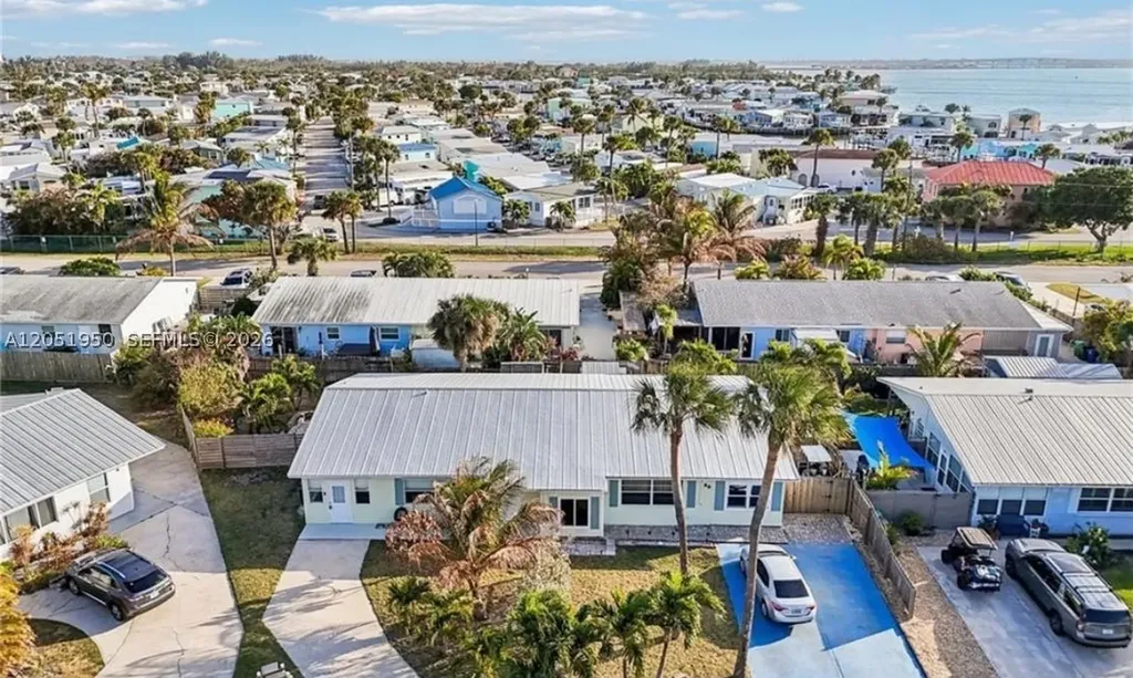 86 N El Mar Dr Jensen Beach, Fl Other City - In The State Of Florida FL 34957