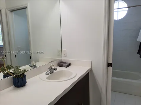 11252 NW 54th Terrace Doral FL 33178