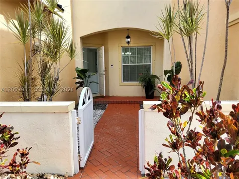 11252 NW 54th Terrace Doral FL 33178