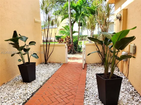 11252 NW 54th Terrace Doral FL 33178