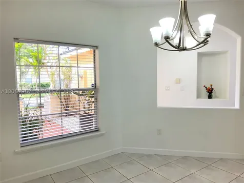 11252 NW 54th Terrace Doral FL 33178