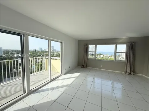 1200 Hibiscus Avenue Pompano Beach FL 33062