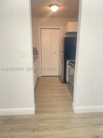 927 Riverside Drive Coral Springs FL 33071