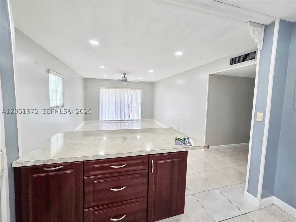 4159 NW 90th Avenue Coral Springs FL 33065