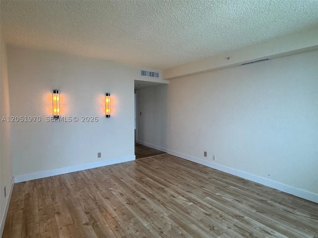 2501 S Ocean Drive Hollywood FL 33019