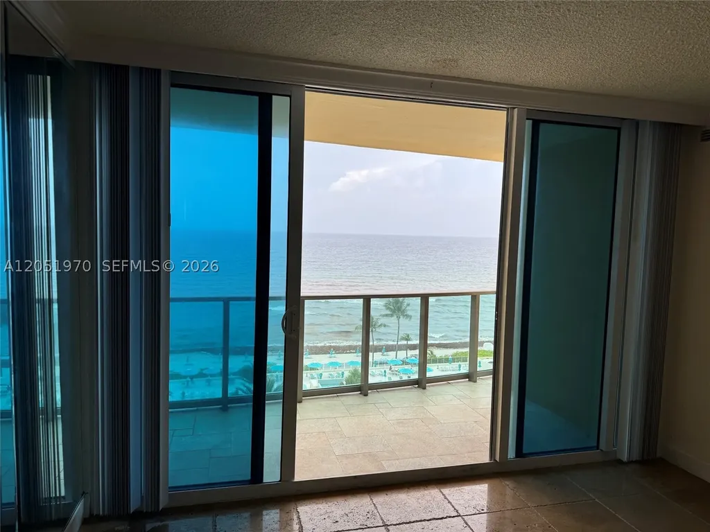 2501 S Ocean Drive Hollywood FL 33019