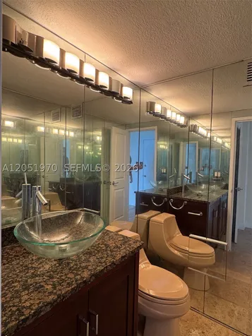 2501 S Ocean Drive Hollywood FL 33019