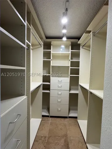2501 S Ocean Drive Hollywood FL 33019