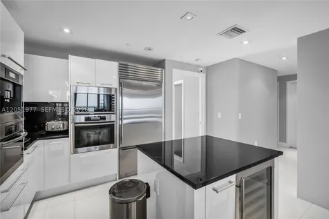 17121 Collins Avenue Sunny Isles Beach FL 33160