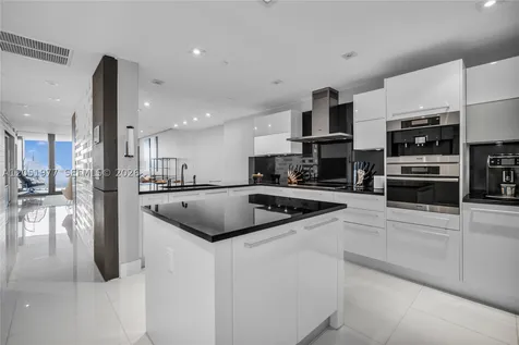 17121 Collins Avenue Sunny Isles Beach FL 33160