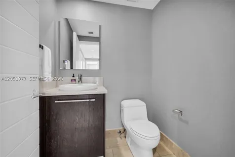 17121 Collins Avenue Sunny Isles Beach FL 33160