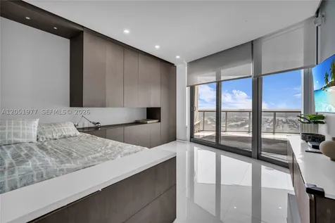 17121 Collins Avenue Sunny Isles Beach FL 33160