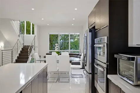 6671 NW 105th Place Doral FL 33178