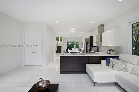 6671 NW 105th Place Doral FL 33178