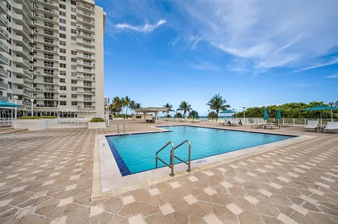 5701 Collins Avenue Miami Beach FL 33140
