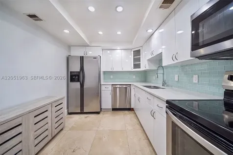 5701 Collins Avenue Miami Beach FL 33140
