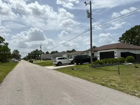 2812 SW 33 Lehigh Acres FL 33976