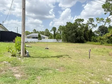 2812 SW 33 Lehigh Acres FL 33976