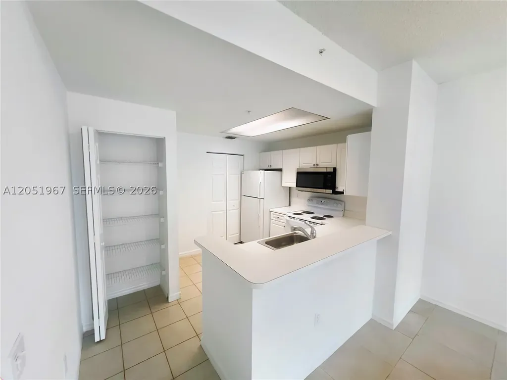 2803 N Sarento Place Palm Beach Gardens FL 33410