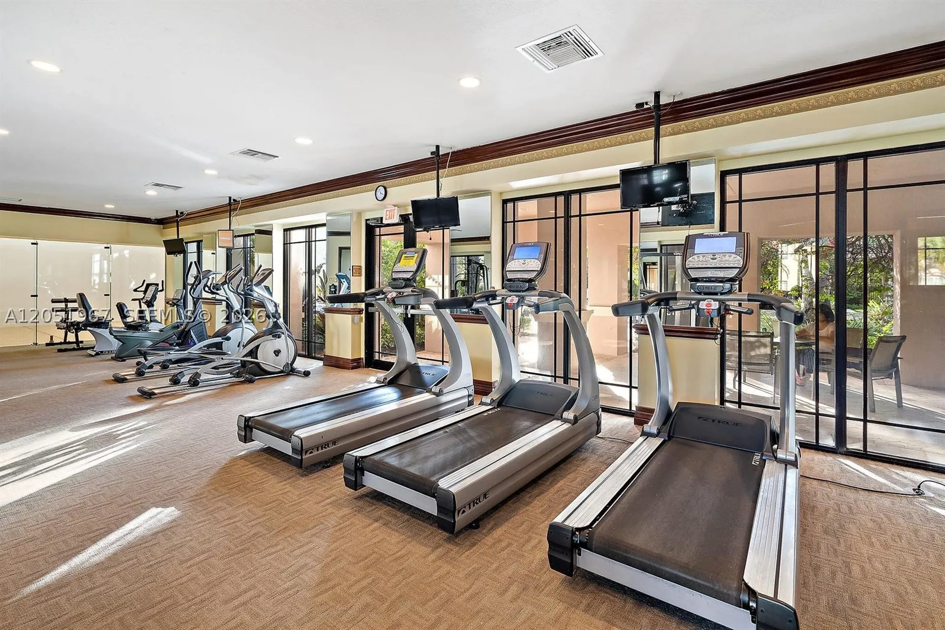 2803 N Sarento Place Palm Beach Gardens FL 33410