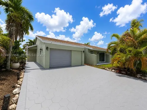 520 SW 167th Terrace Weston FL 33326