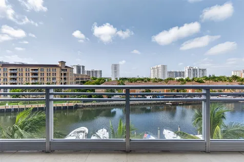 2950 NE 188th Street Aventura FL 33180