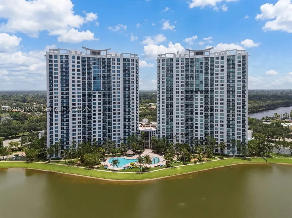 2681 N Flamingo Road Sunrise FL 33323