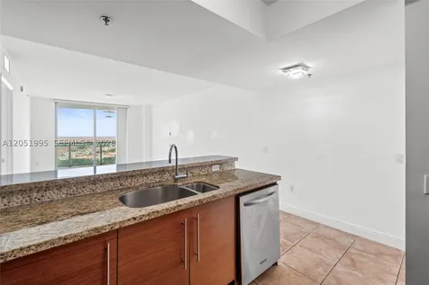 2681 N Flamingo Road Sunrise FL 33323