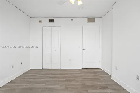 2681 N Flamingo Road Sunrise FL 33323