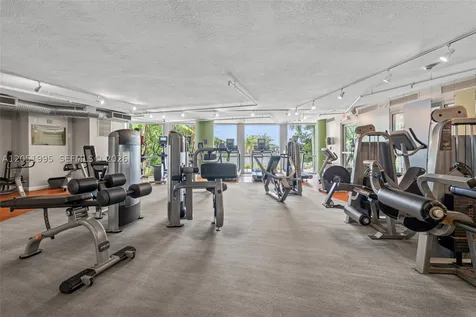 2681 N Flamingo Road Sunrise FL 33323