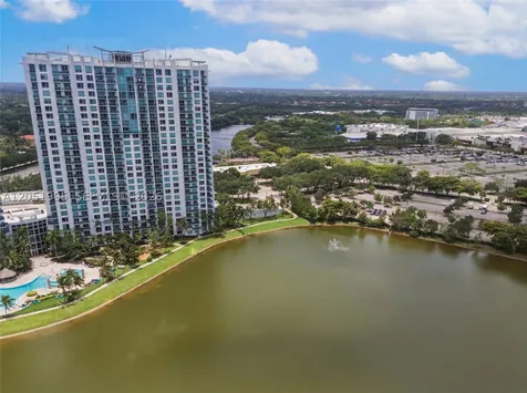 2681 N Flamingo Road Sunrise FL 33323