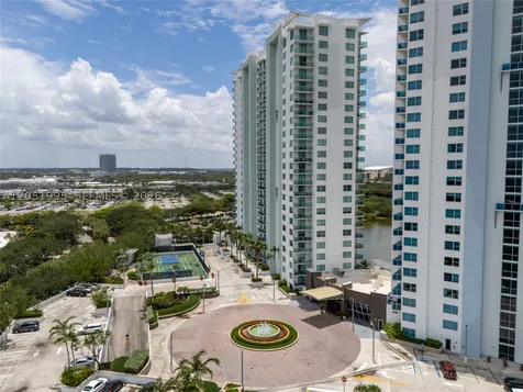 2681 N Flamingo Road Sunrise FL 33323