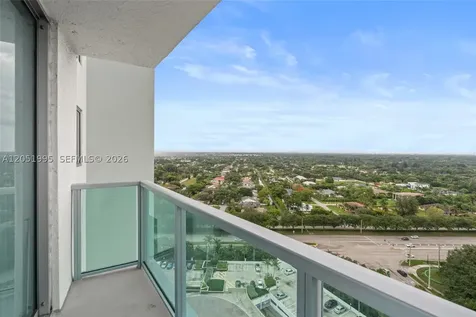 2681 N Flamingo Road Sunrise FL 33323