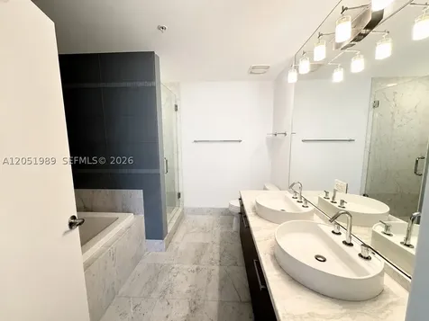 244 Biscayne Boulevard Miami FL 33132