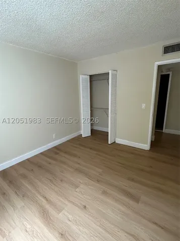 9461 Evergreen Place Davie FL 33324