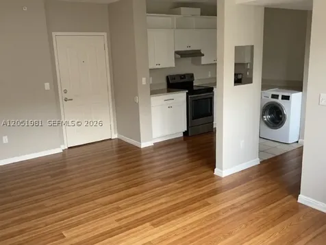 5091 NW 7th Street Miami FL 33126