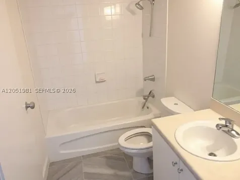 5091 NW 7th Street Miami FL 33126