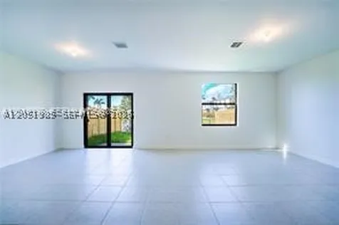 4941 Peacock Way Dania Beach FL 33312