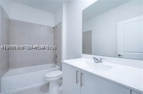 4941 Peacock Way Dania Beach FL 33312