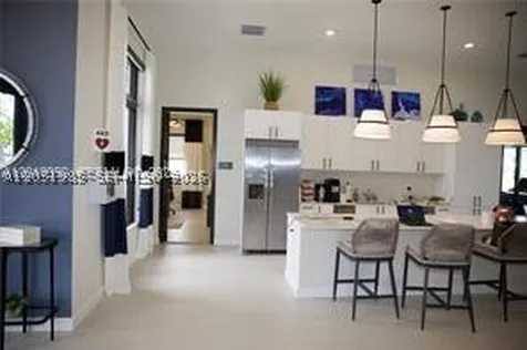 4941 Peacock Way Dania Beach FL 33312