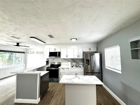 540 NE 61st Street Oakland Park FL 33334
