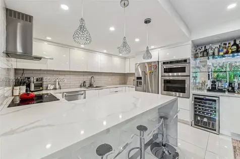 121 Crandon Boulevard Key Biscayne FL 33149