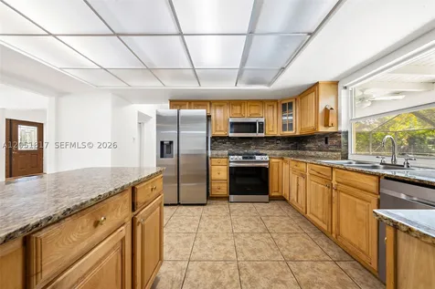 8744 SW 176th Terrace Palmetto Bay FL 33157