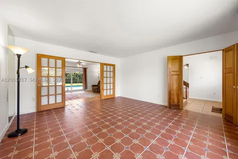 8744 SW 176th Terrace Palmetto Bay FL 33157