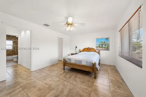 8744 SW 176th Terrace Palmetto Bay FL 33157