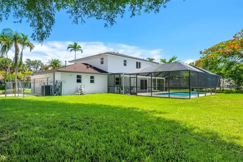 8744 SW 176th Terrace Palmetto Bay FL 33157