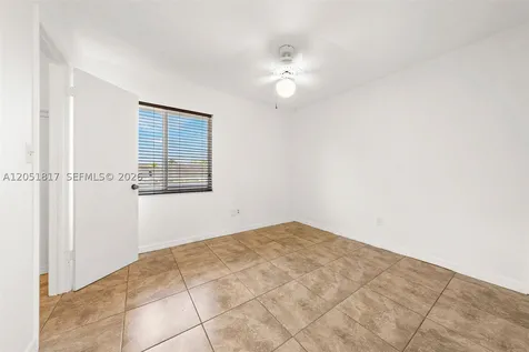 8744 SW 176th Terrace Palmetto Bay FL 33157