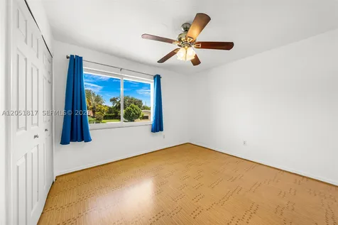 8744 SW 176th Terrace Palmetto Bay FL 33157