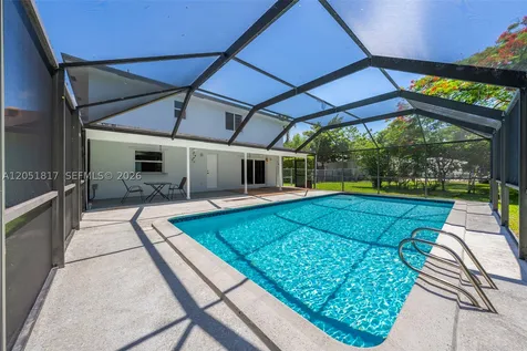 8744 SW 176th Terrace Palmetto Bay FL 33157